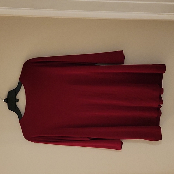 ³/⁴ sleeve Xl Burgandy top - Picture 4 of 4